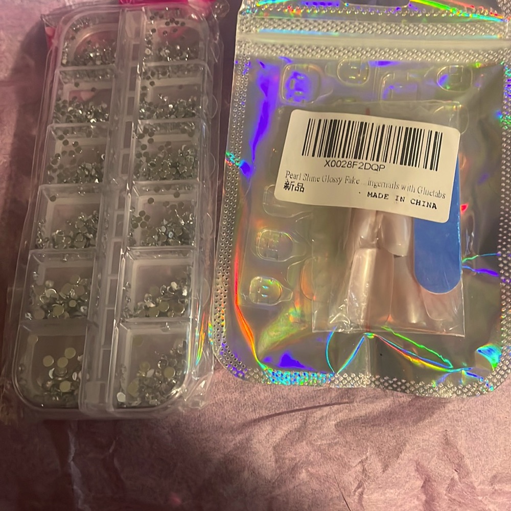 Manicure bundle - Picture 3 of 4